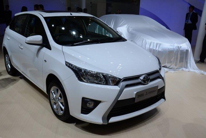 YARiS L致炫