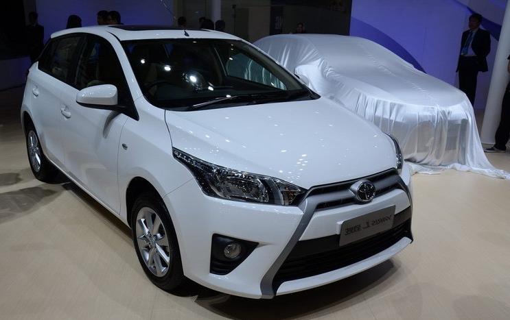 YARiS L致炫