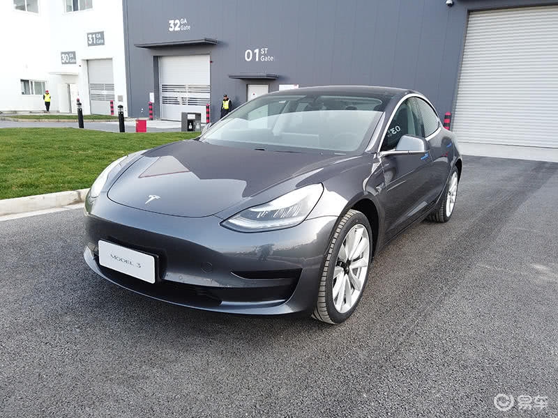 特斯拉Model 3