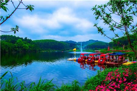南宁花雨湖生态休闲旅游景区